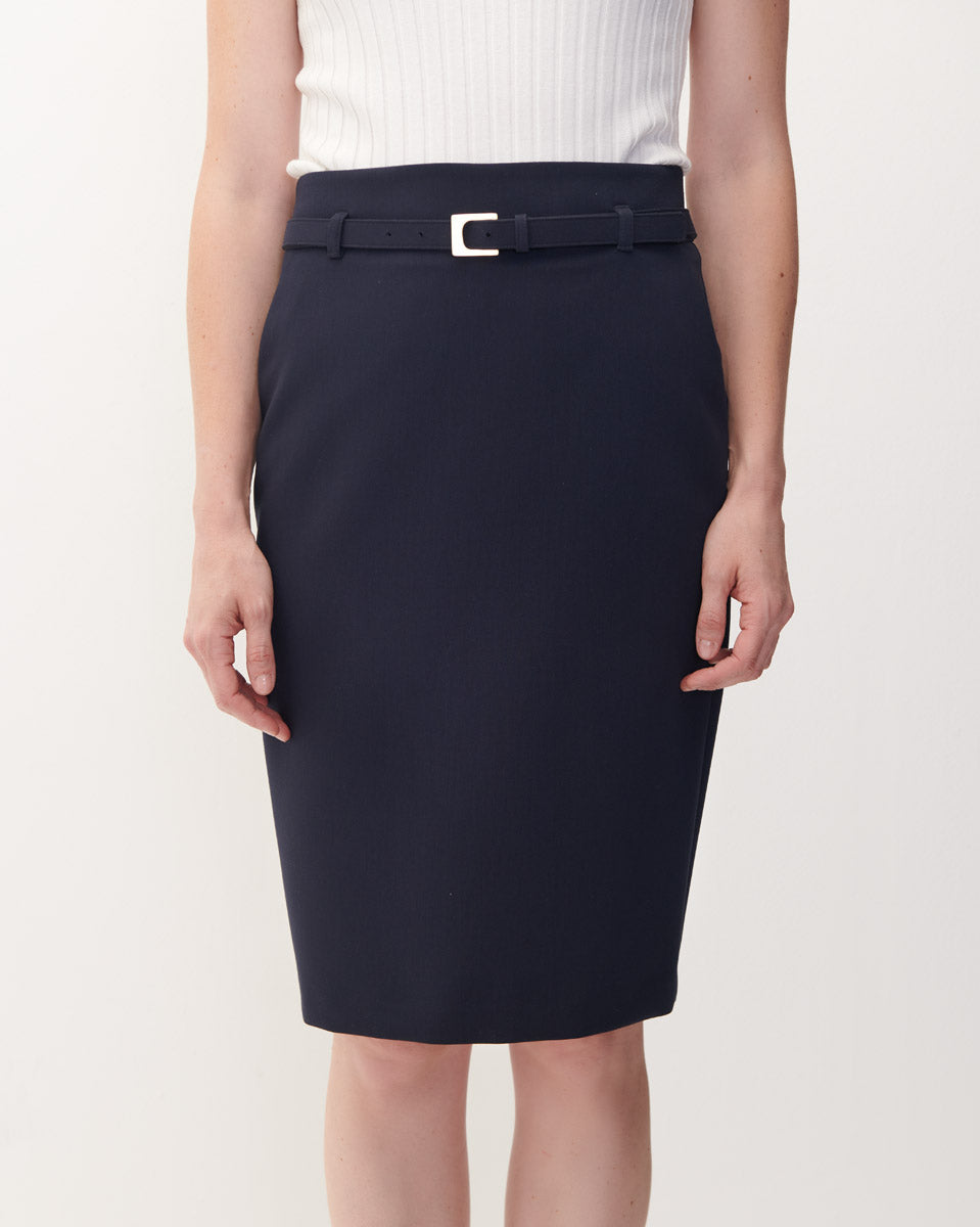 Falda recta con cinturón azul marino