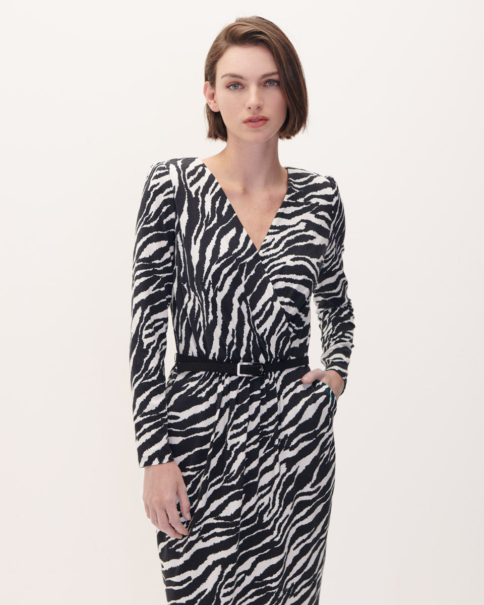 Vestido cruzado entallado animal print