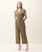 Jumpsuit Verde Militar Cuello Camisero Cinturón Y Charreteras